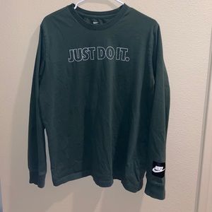 NIKE MENS long sleeve tee!!